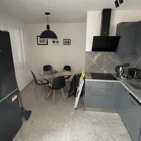 Apartment's Tatjana 아파트 *